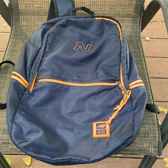 New Balance 410 backpack - very nice condition - Picture 1 of 7